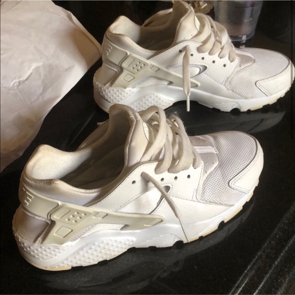 huaraches run small